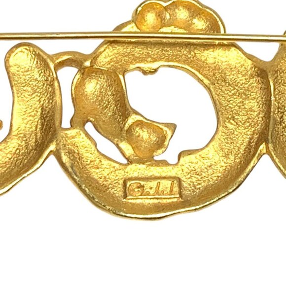 J.J. Vintage Gold Tone Cat Brooch With Trio Of Cats Playing On Crescent Moon - Picture 3 of 4